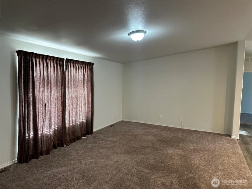 Property photo for 206 Mossyrock Road W, Mossyrock photo 7
