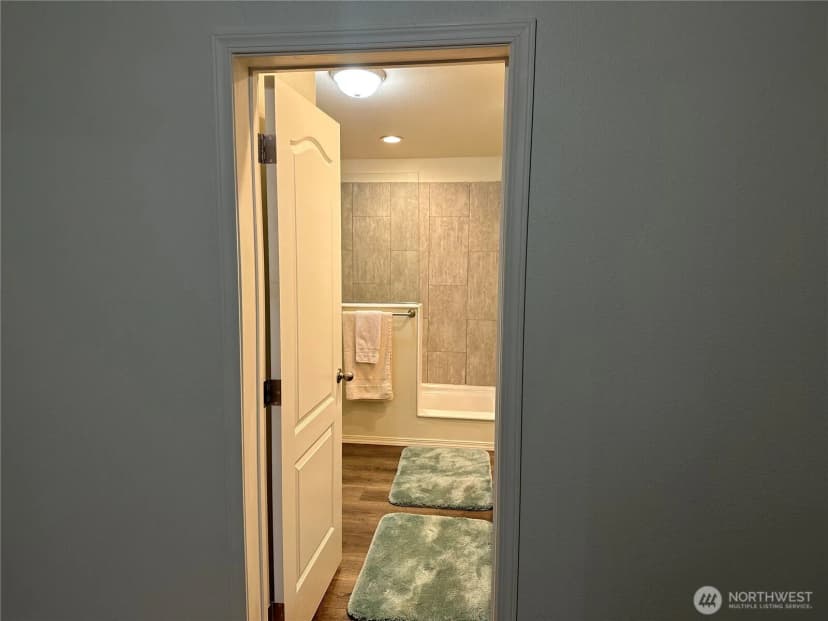 Property photo for 206 Mossyrock Road W, Mossyrock photo 9