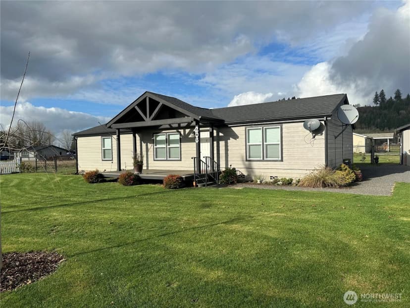 Property photo for 206 Mossyrock Road W, Mossyrock