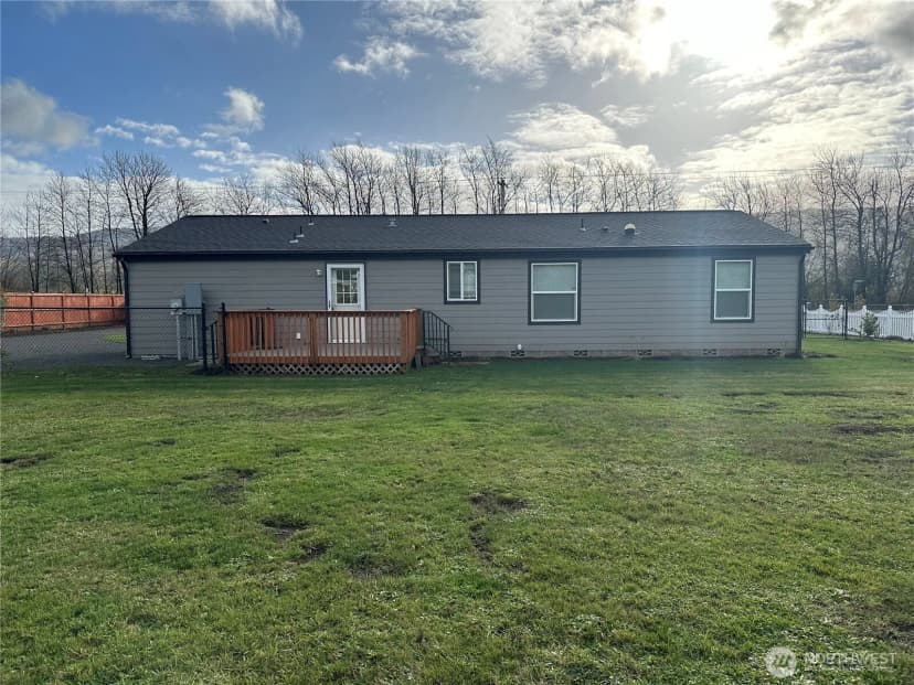 Property photo for 206 Mossyrock Road W, Mossyrock photo 19