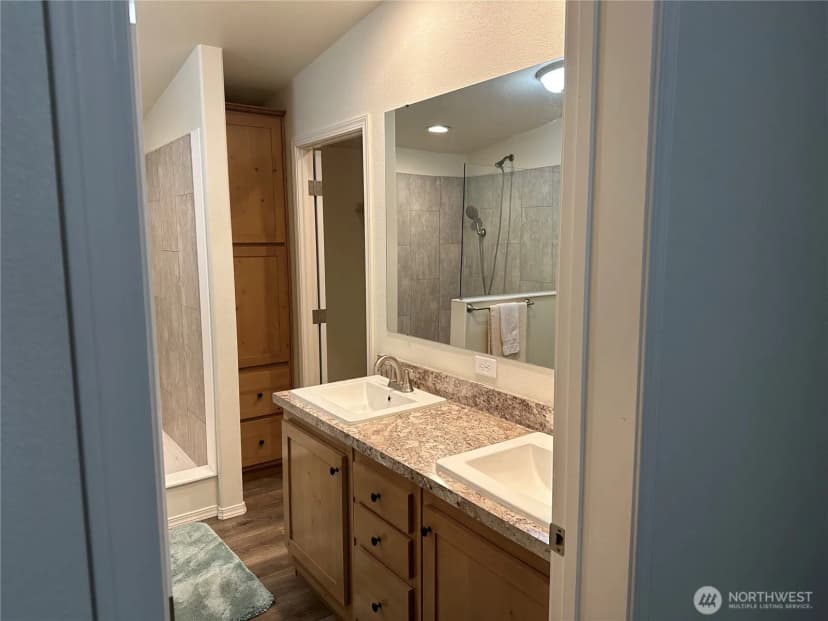 Property photo for 206 Mossyrock Road W, Mossyrock photo 12