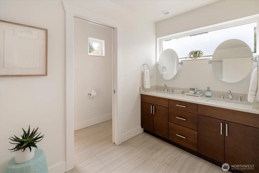 Property photo for 5614 40th Avenue W, Seattle photo 30