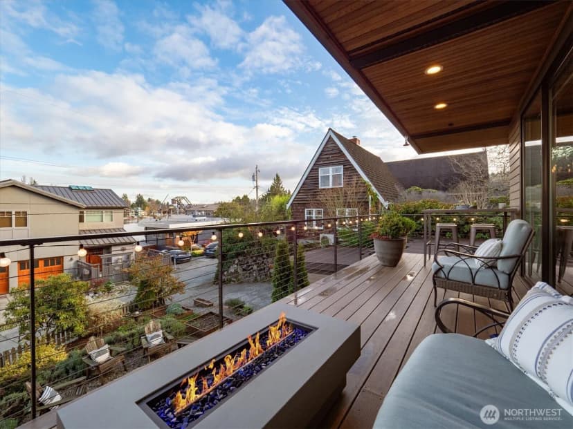 Property photo for 5614 40th Avenue W, Seattle photo 13