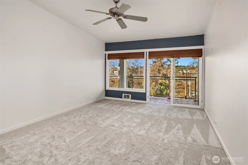 Property photo for 130 105th Avenue Se #c-314, Bellevue photo 9