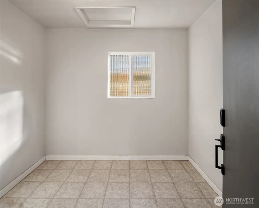 Property photo for 130 105th Avenue Se #c-314, Bellevue photo 25