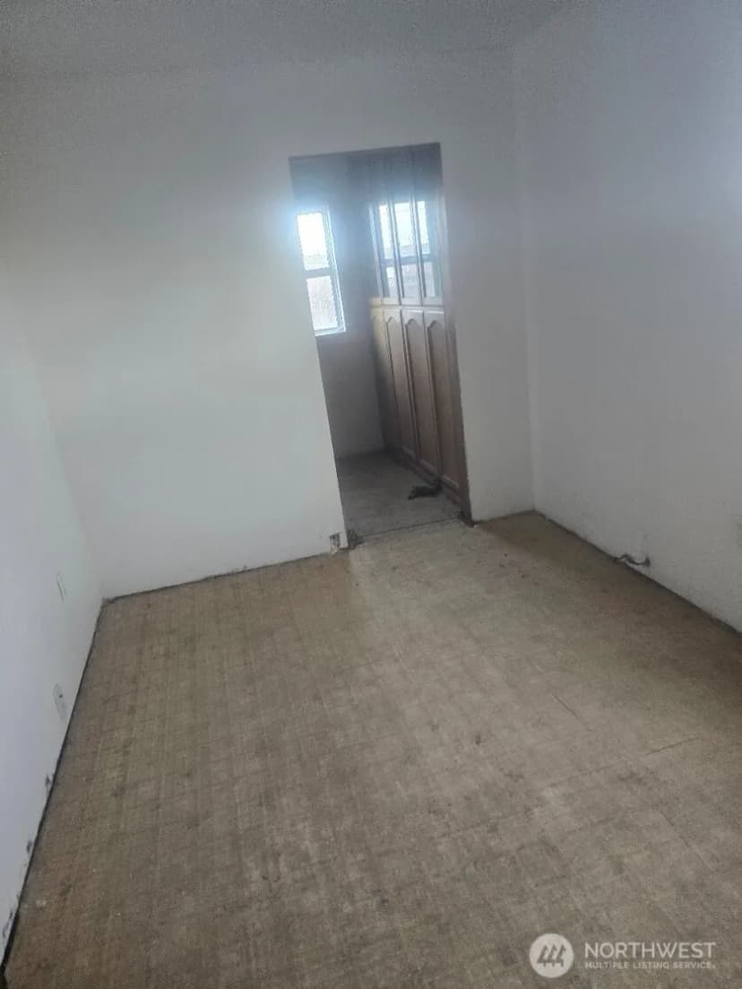 Property photo for 307 E 3rd Avenue, Odessa photo 10