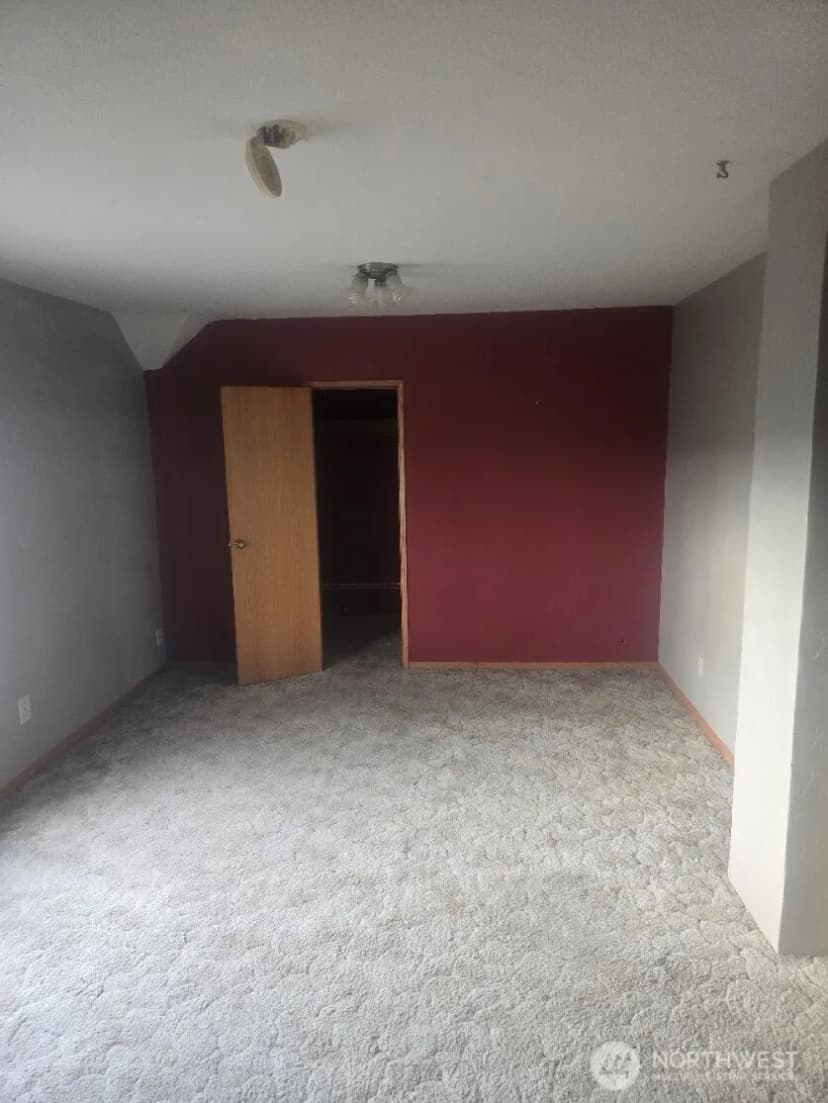 Property photo for 307 E 3rd Avenue, Odessa photo 22
