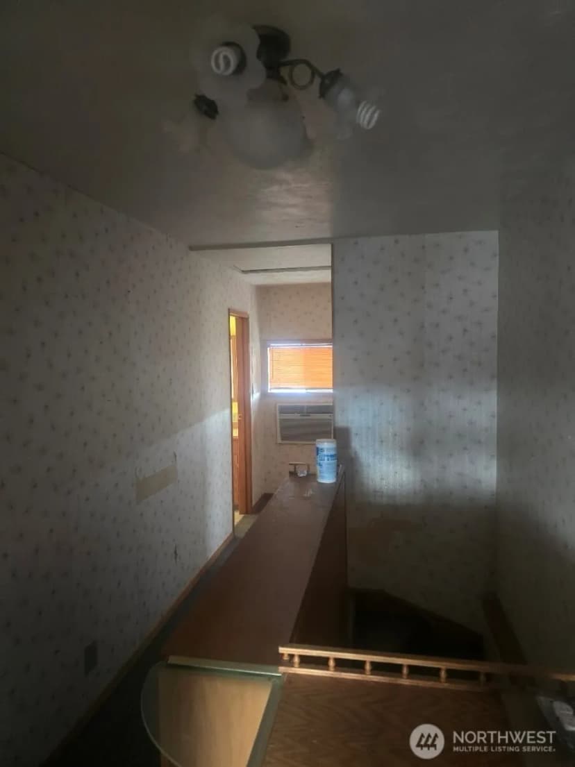 Property photo for 307 E 3rd Avenue, Odessa photo 25
