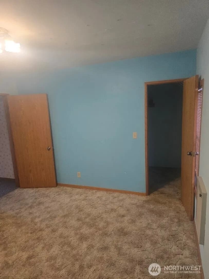 Property photo for 307 E 3rd Avenue, Odessa photo 21