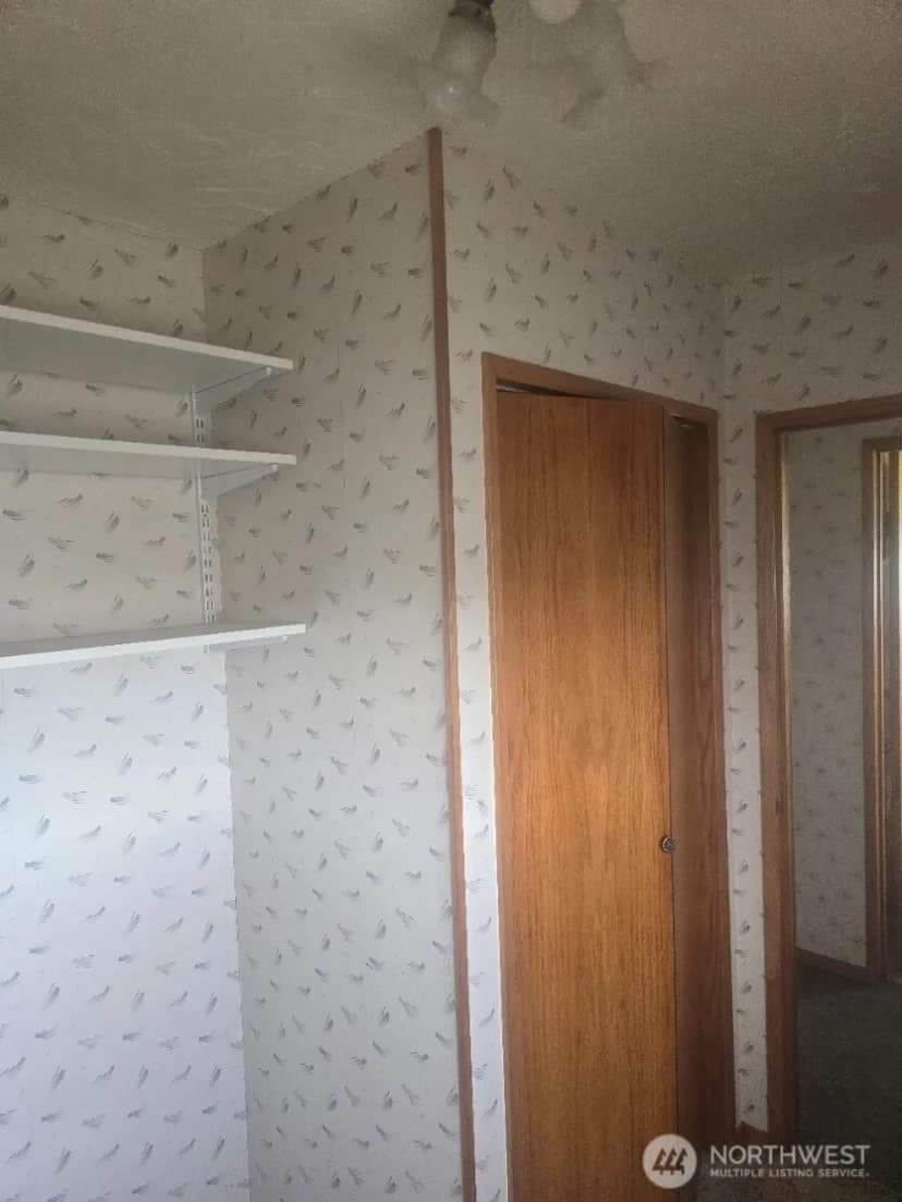 Property photo for 307 E 3rd Avenue, Odessa photo 16