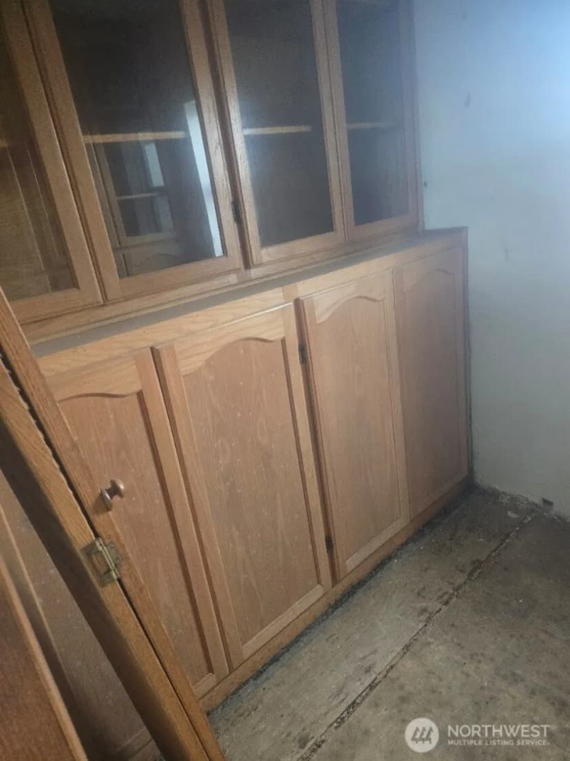 Property photo for 307 E 3rd Avenue, Odessa photo 11