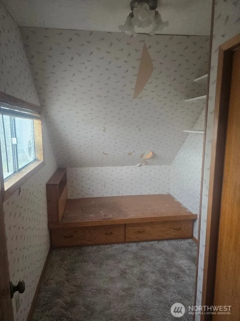 Property photo for 307 E 3rd Avenue, Odessa photo 15