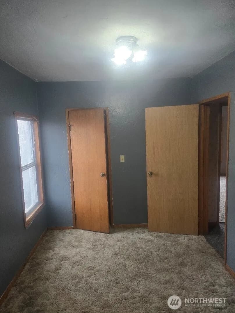 Property photo for 307 E 3rd Avenue, Odessa photo 24