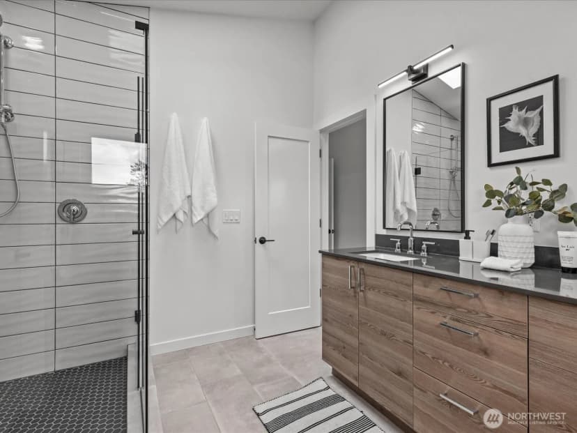 Property photo for 9019 Dibble Avenue Nw, Seattle photo 23