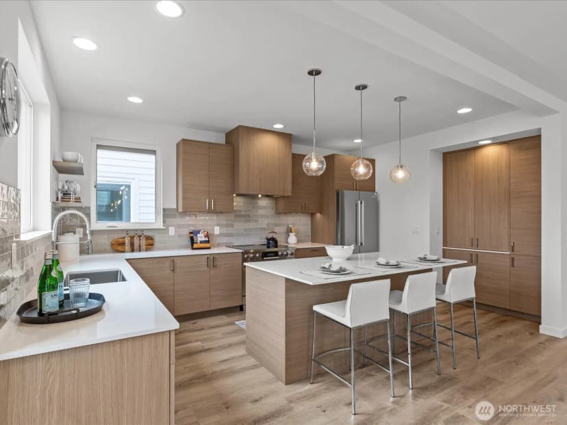 Property photo for 9019 Dibble Avenue Nw, Seattle photo 14