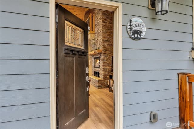 Property photo for 11650 Eagle Creek Road, Leavenworth photo 3