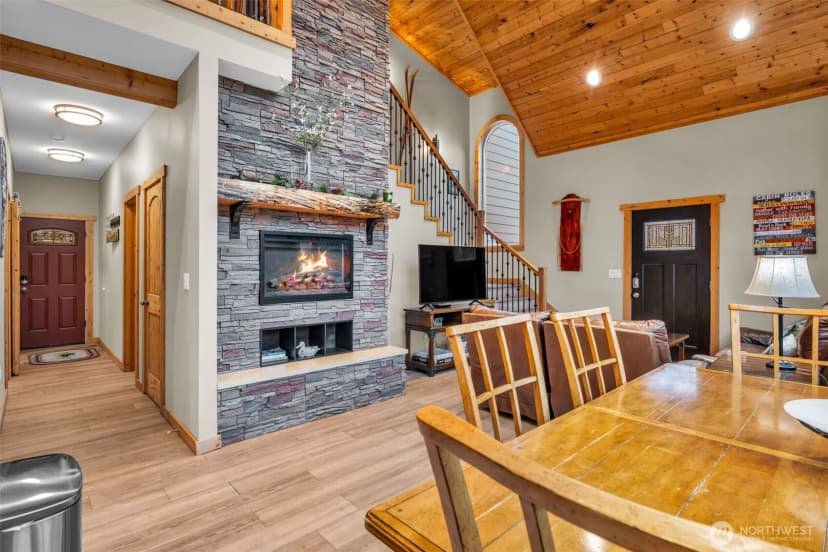 Property photo for 11650 Eagle Creek Road, Leavenworth photo 8