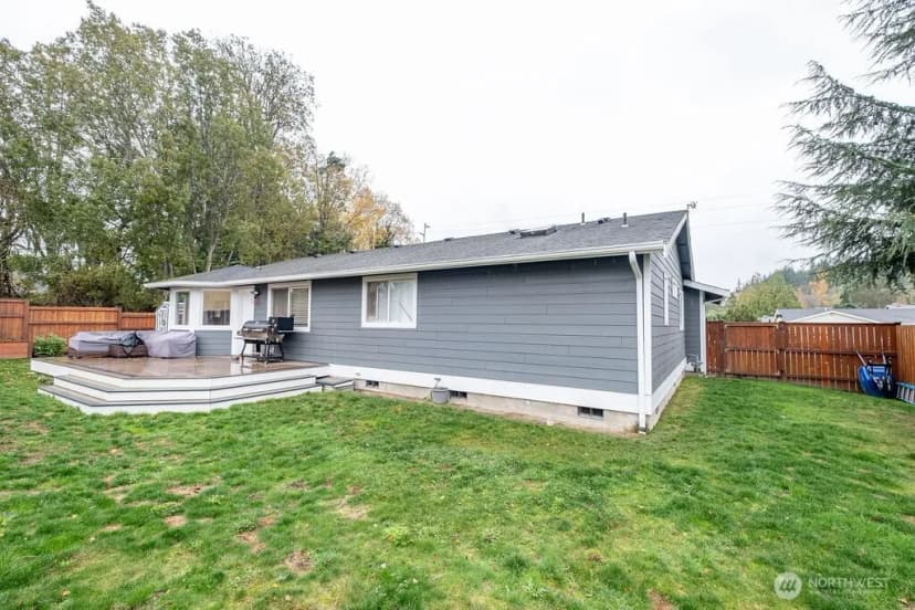 Property photo for 2302 13th Street, Anacortes photo 32
