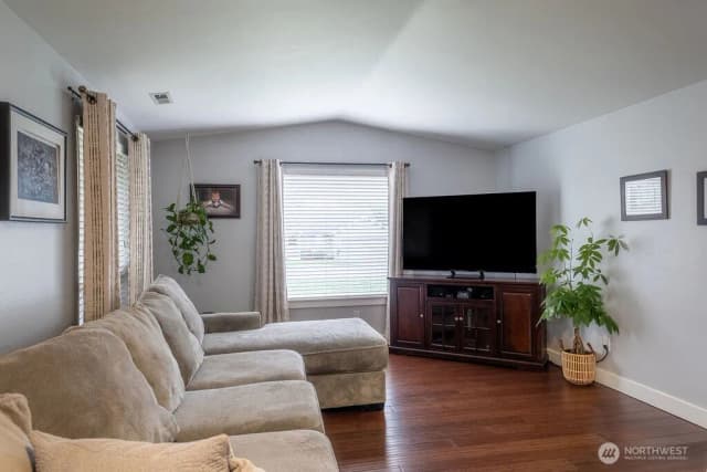 Property photo for 2302 13th Street, Anacortes photo 5
