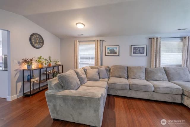 Property photo for 2302 13th Street, Anacortes photo 4