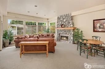 Property photo for 4612 Ne 6th Place, Renton photo 33