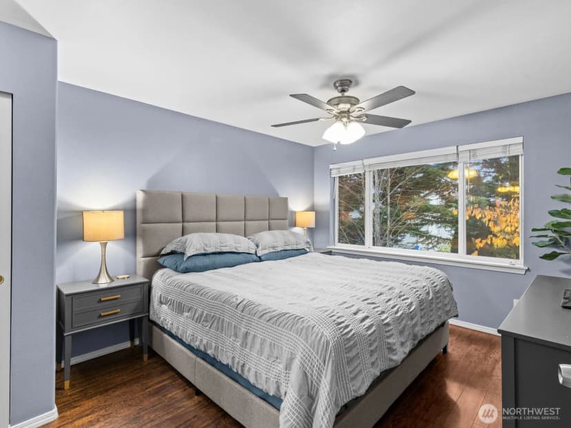 Property photo for 4612 Ne 6th Place, Renton photo 16