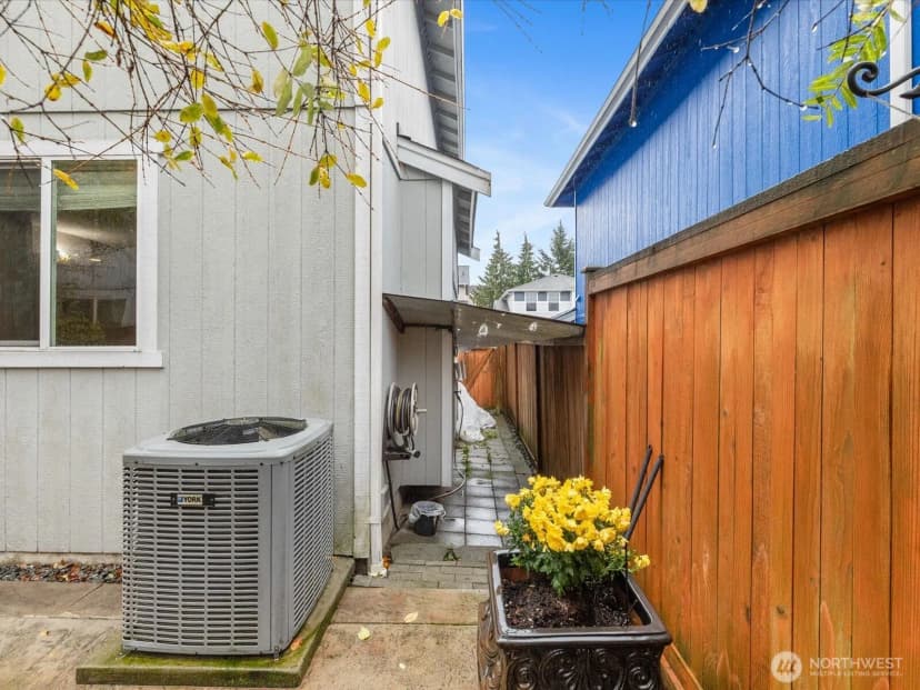 Property photo for 1229 126th St Sw, Everett photo 26
