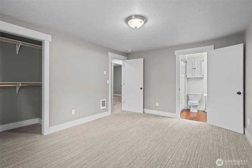 Property photo for 134 N Johnson Avenue, Yacolt photo 18