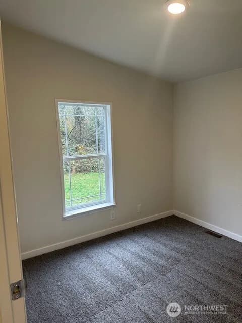 Property photo for 307 E State Route 4, Cathlamet photo 16