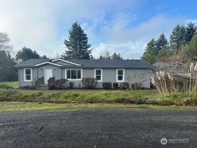 Property photo for 307 E State Route 4, Cathlamet photo 2