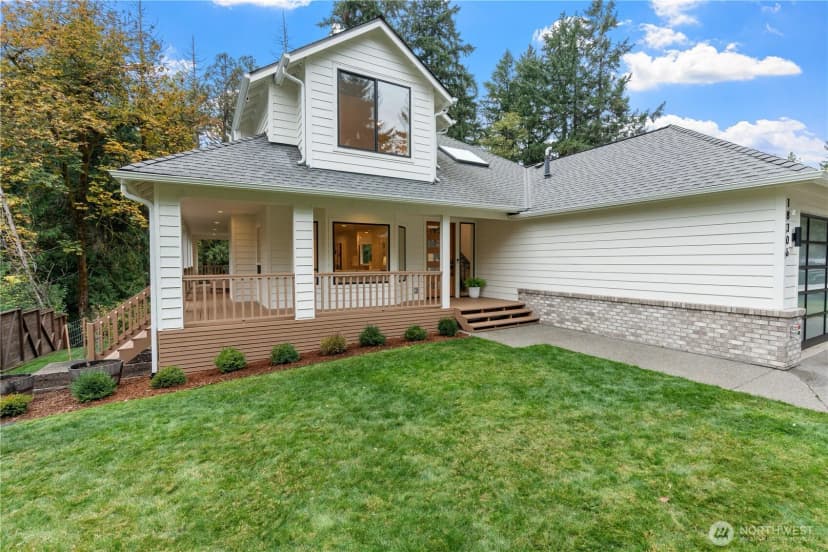 Property photo for 18306 14th Street Ct E, Lake Tapps photo 2