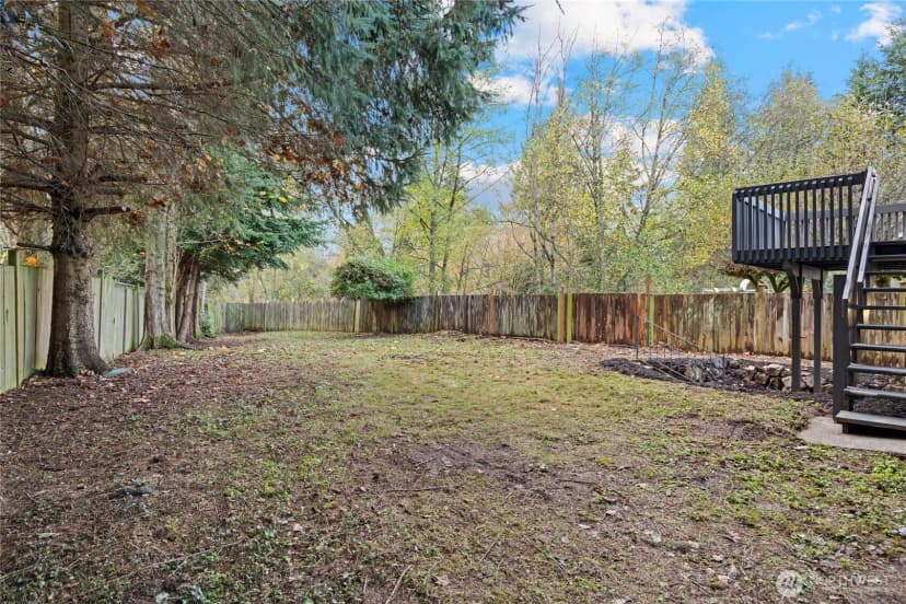 Property photo for 210 97th Place Se, Everett photo 36