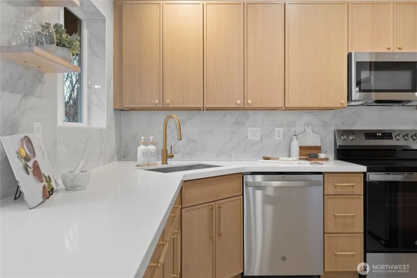 Property photo for 210 97th Place Se, Everett photo 14