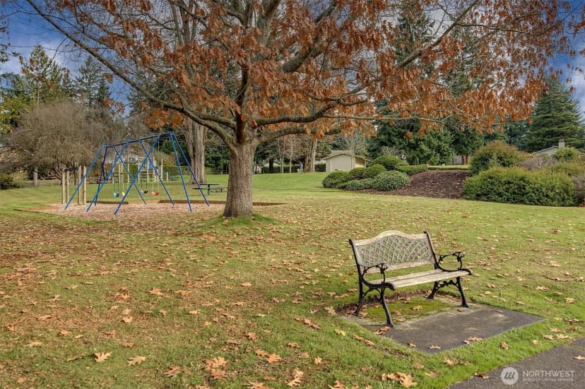 Property photo for 15035 Ne 16th Street, Bellevue photo 32