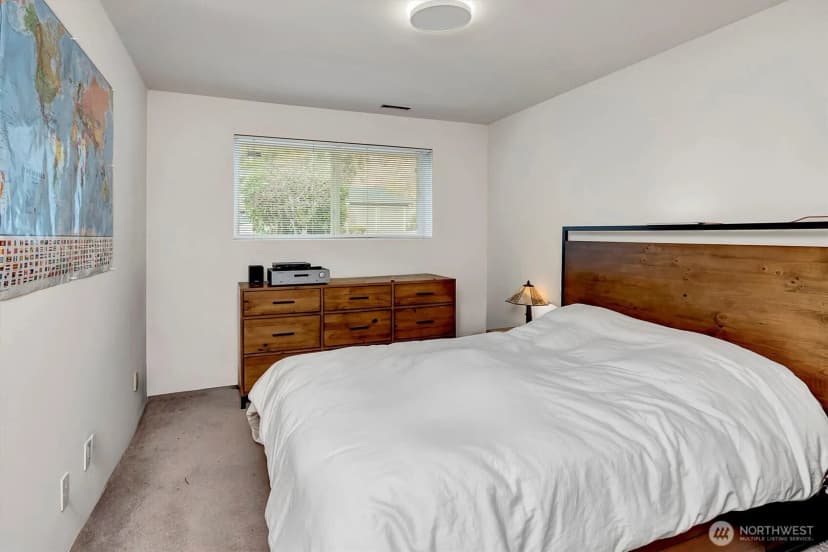 Property photo for 15035 Ne 16th Street, Bellevue photo 22