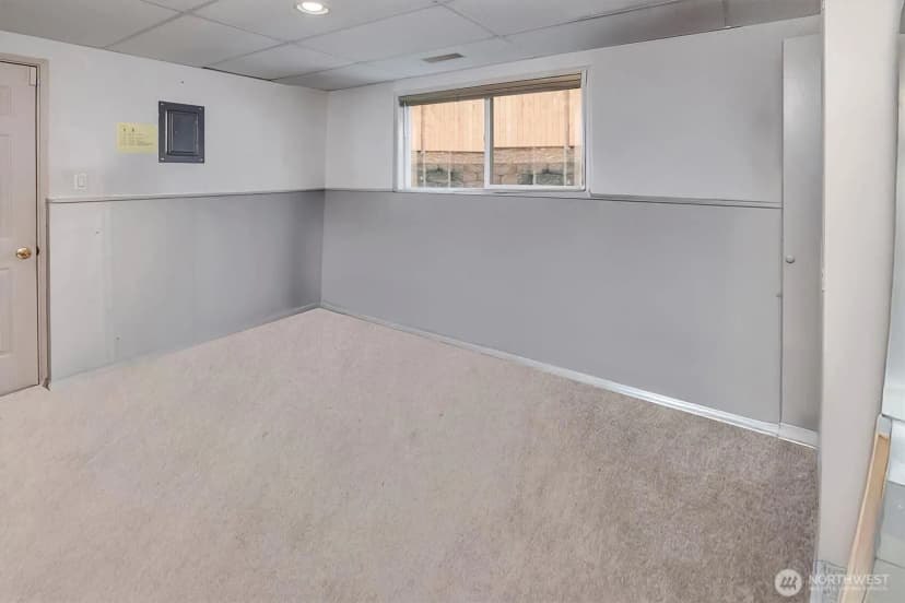 Property photo for 15035 Ne 16th Street, Bellevue photo 26