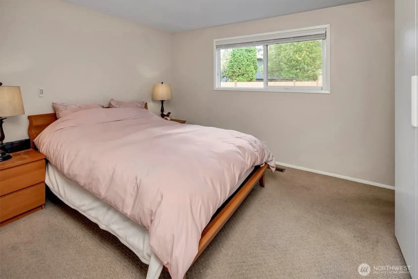 Property photo for 15035 Ne 16th Street, Bellevue photo 14