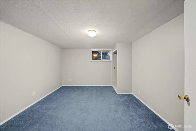 Property photo for 914 Alameda Ave, Fircrest photo 33