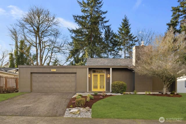 Property photo for 5011 120th Avenue Se, Bellevue photo 3