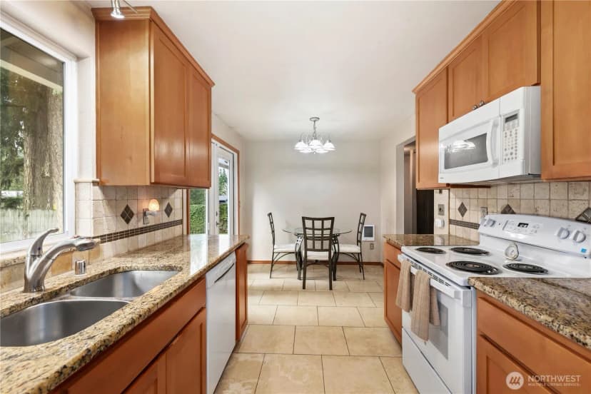 Property photo for 2908 Greenwood Court S, Puyallup photo 10