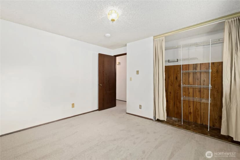 Property photo for 2908 Greenwood Court S, Puyallup photo 14