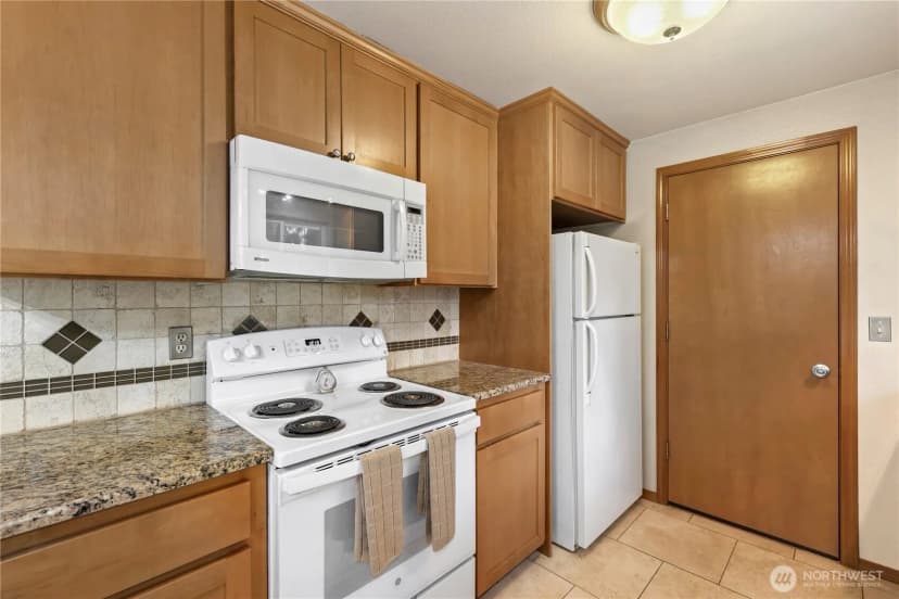 Property photo for 2908 Greenwood Court S, Puyallup photo 8