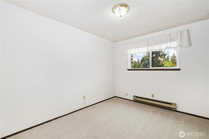 Property photo for 2908 Greenwood Court S, Puyallup photo 15