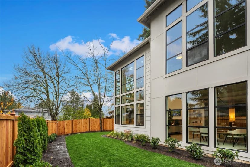 Property photo for 1904 169th Avenue Ne, Bellevue photo 29