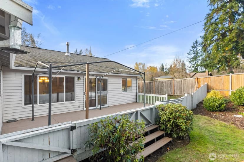 Property photo for 4100 Arbor Drive Se, Lacey photo 25