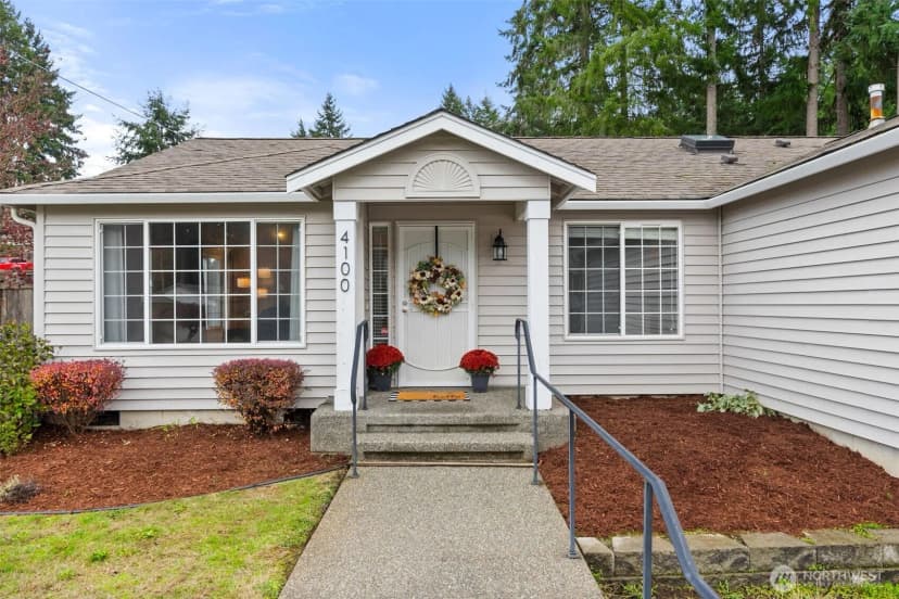 Property photo for 4100 Arbor Drive Se, Lacey photo 2