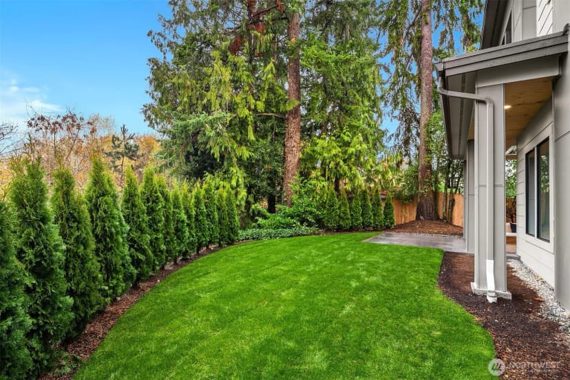 Property photo for 417 154th Avenue Se, Bellevue photo 29