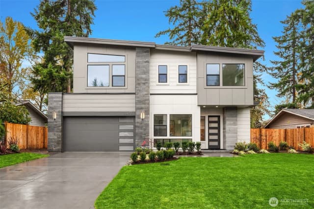 Property photo for 417 154th Avenue Se, Bellevue