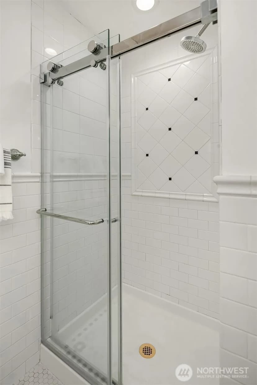 Property photo for 1206 E Republican Street, Seattle photo 13
