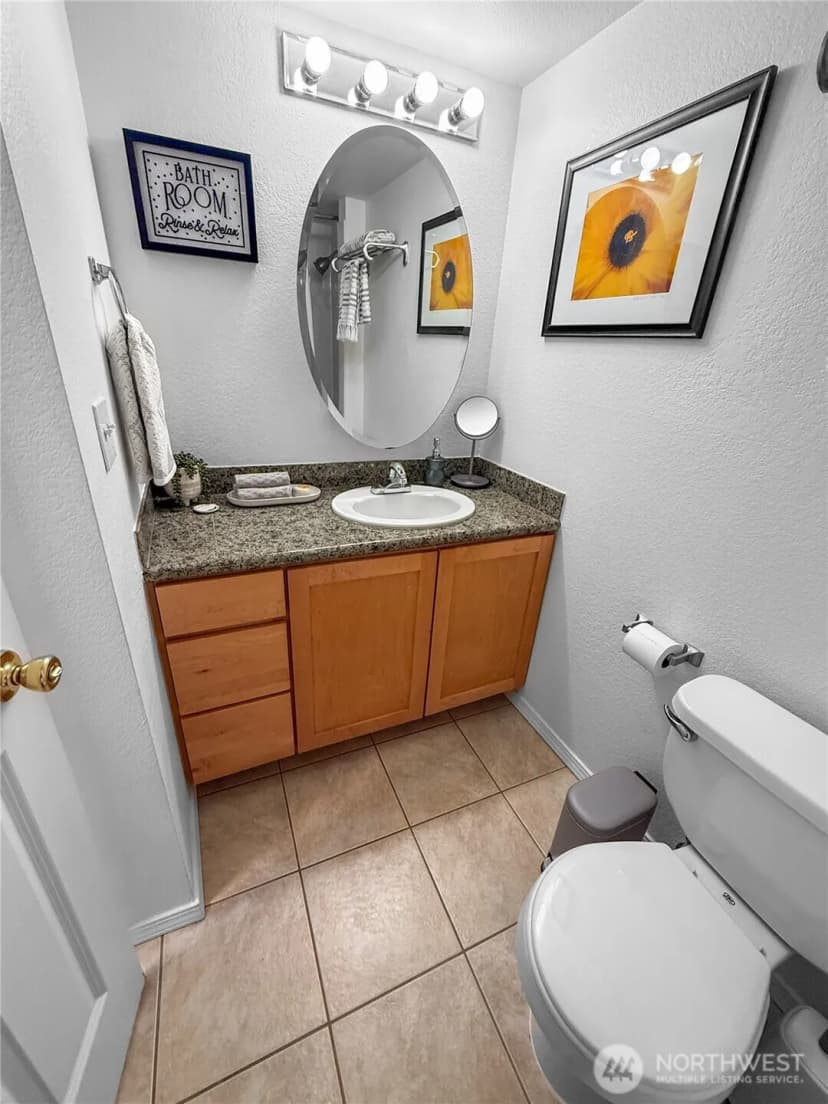 Property photo for 300 10th Avenue ##b-105, Seattle photo 8